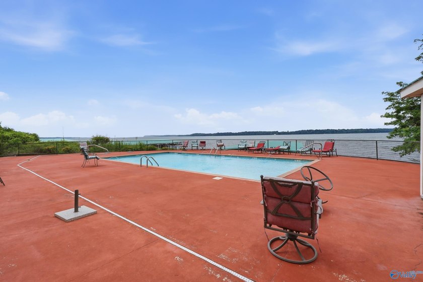 WATERFRONT CONDO WITH PRIVATE BOAT SLIP &amp; LIFT! Enjoy - photo 30