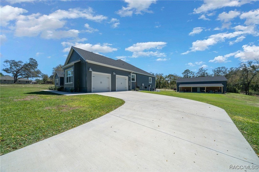 Set within the gated, equestrian-friendly community of Avonlea - photo 6