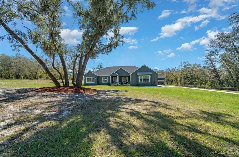 Set within the gated, equestrian-friendly community of Avonlea - photo 8