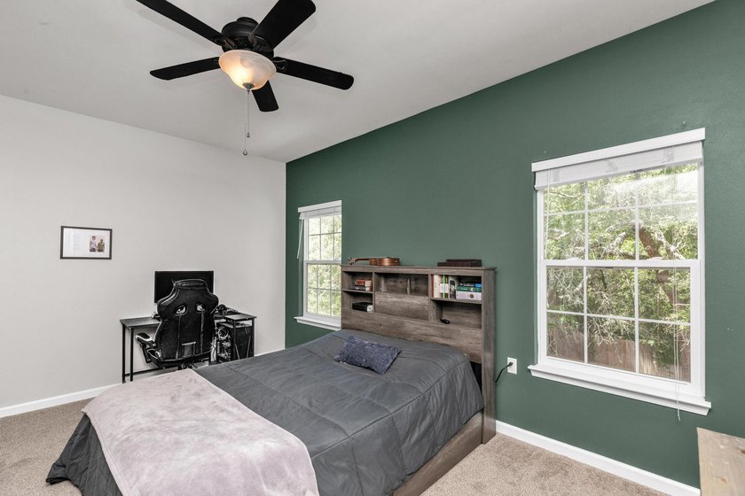 If you are looking for convenient location in Niceville, then - photo 21