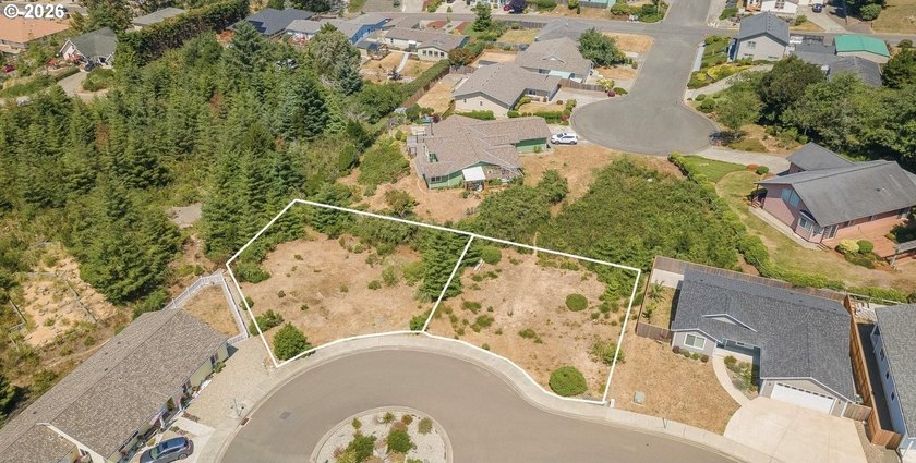 Discover this mostly level, buildable lot in the sought-after - photo 4