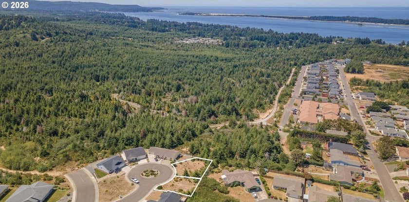 Discover this mostly level, buildable lot in the sought-after - photo 7