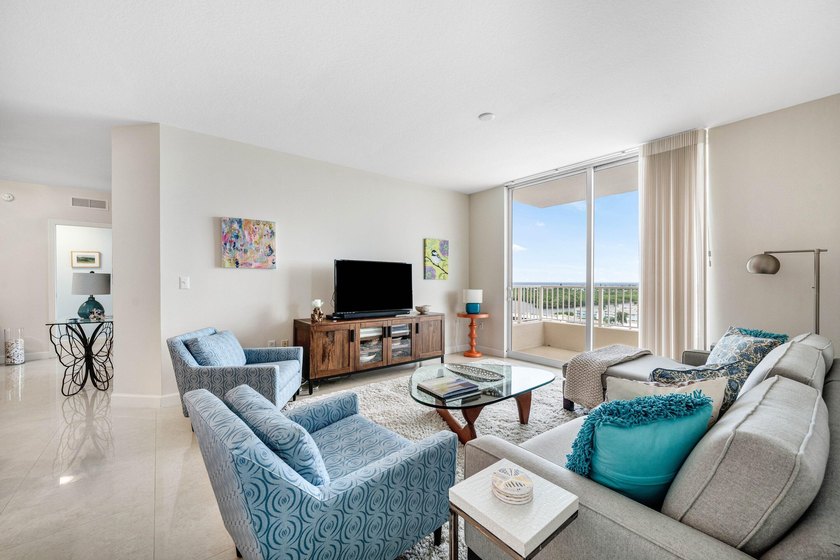 Wake up to shimmering intracoastal waterways and the endless - photo 11