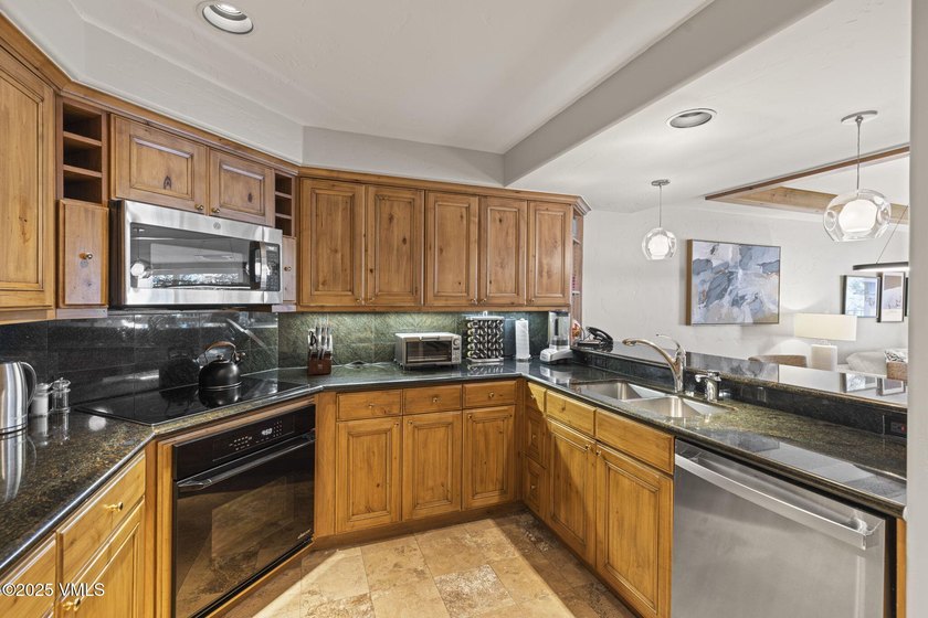 Beautiful two-bedroom condo at the Gravity Haus located on Gore - photo 12