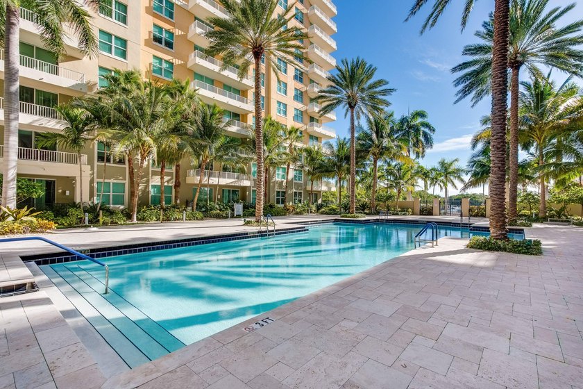 Wake up to shimmering intracoastal waterways and the endless - photo 47