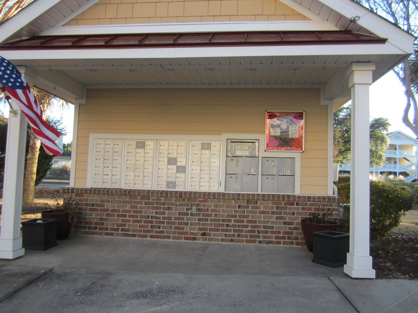 REDUCED AND READY TO SELL! Experience elevated living in this - photo 41