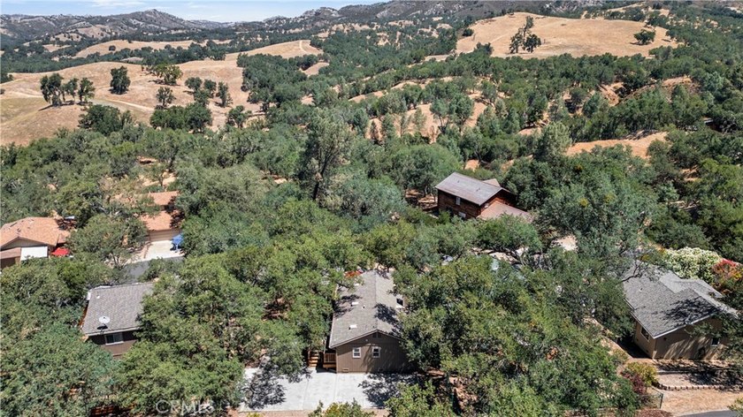 8680 Landlubber Ln - photo 3