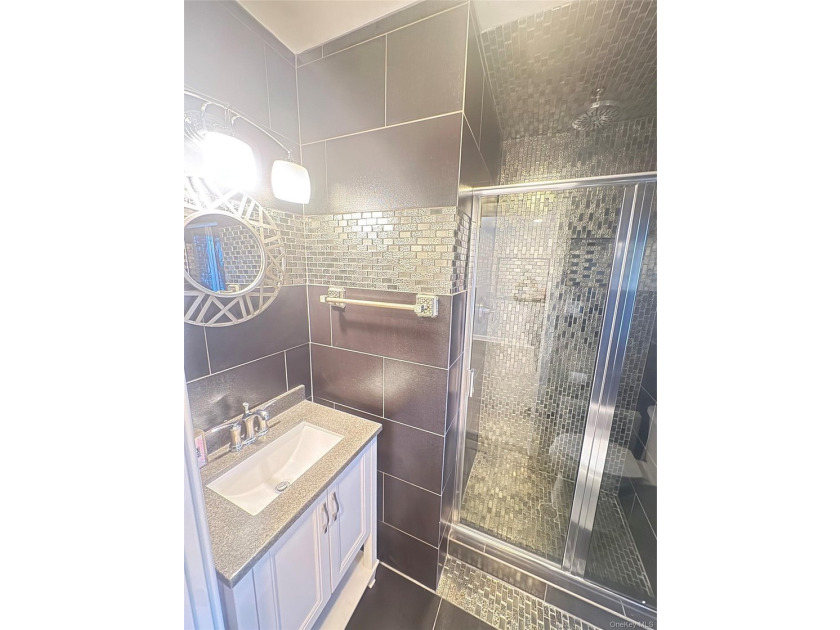 Expanded Cape - Fully Renovated Beautifully renovated expanded - photo 19