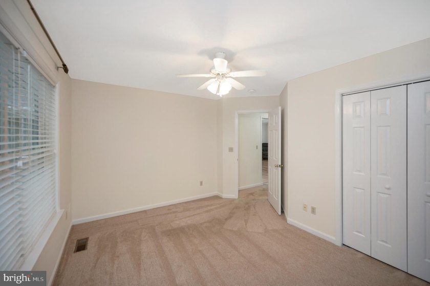 Welcome to 1011 Eastover Pkwy, where effortless one level living - photo 30