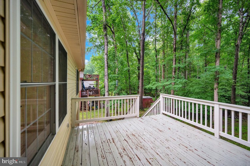 Welcome to 1011 Eastover Pkwy, where effortless one level living - photo 32
