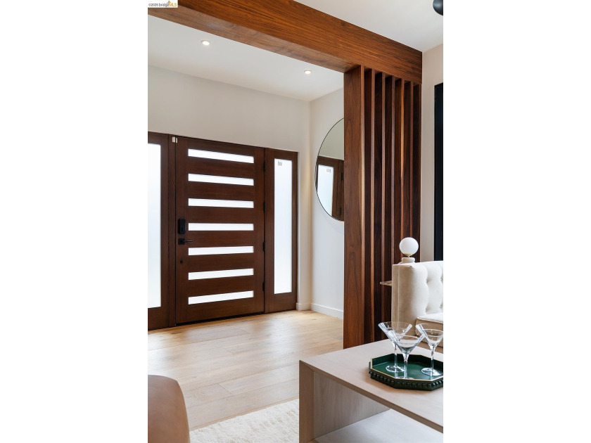 5656 Buena Vista blends meticulous engineering with refined - photo 8