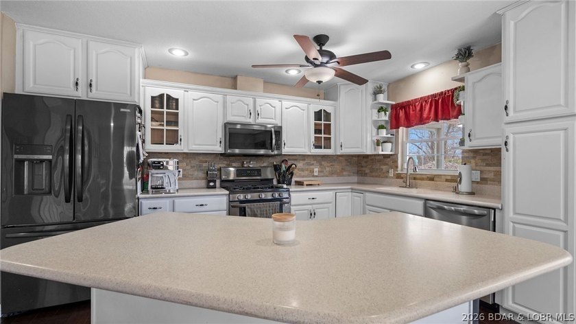Are YOU looking for a beautiful large home on 3 acres that is - photo 24