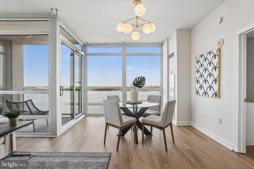 A picture-perfect 2026 remodel of a two-bedroom - photo 4