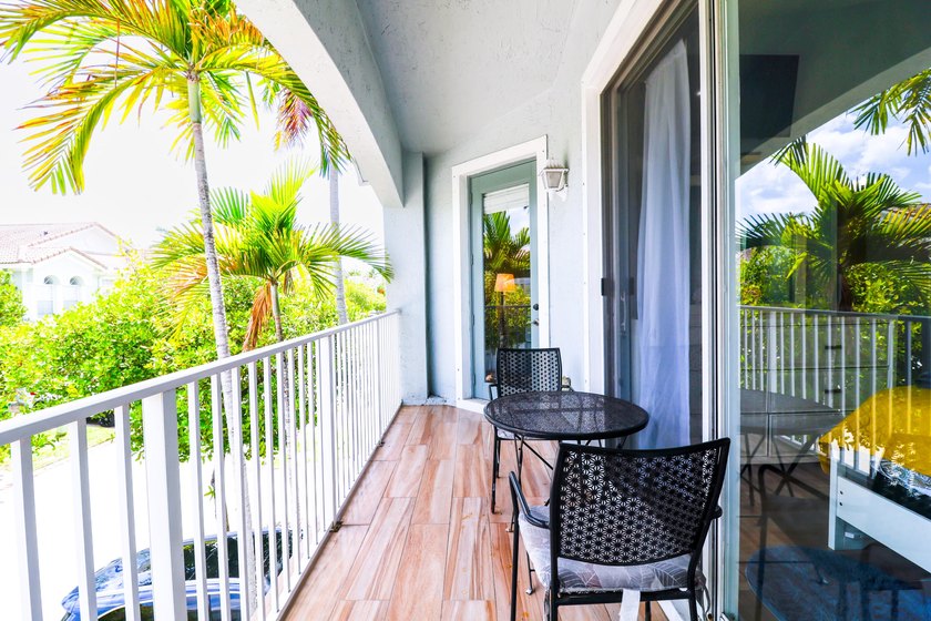 A $15,000 preferred lender credit offered on this delightful - photo 7
