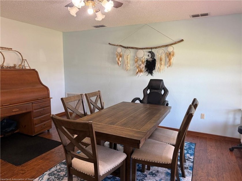 Open house this Saturday Noon to 2:00. Currently under contract - photo 17