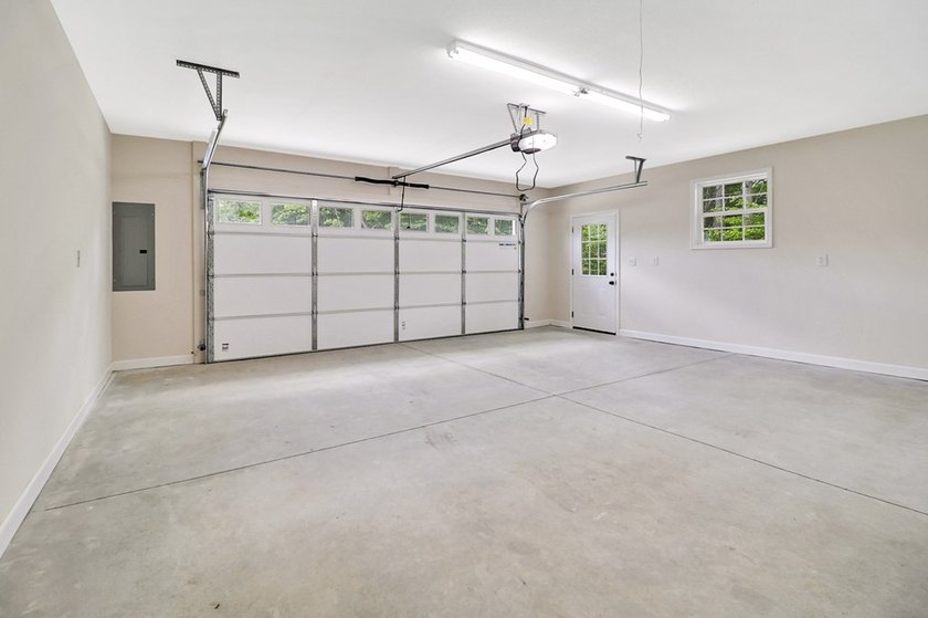 Located in the desirable Sunset Ridge subdivision, this - photo 30