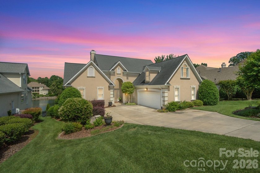 Stunning lakefront home in The Peninsula with wide Lake Norman - photo 4