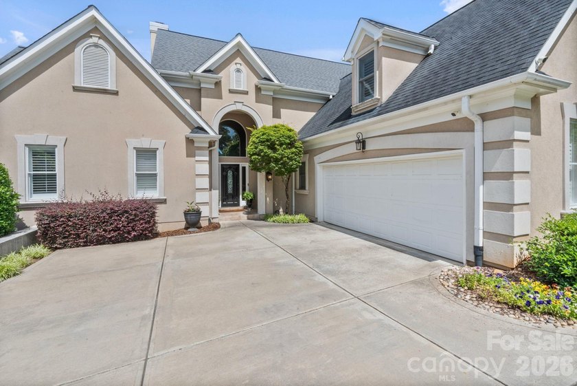 Stunning lakefront home in The Peninsula with wide Lake Norman - photo 7