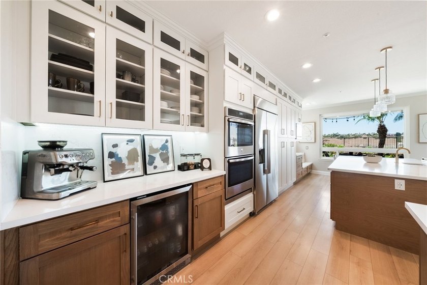Experience breathtaking views of the ocean, Catalina Island, and - photo 10