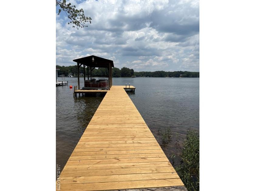 Location: NE Quadrant of Lake Gaston with Main Lake Access - photo 2
