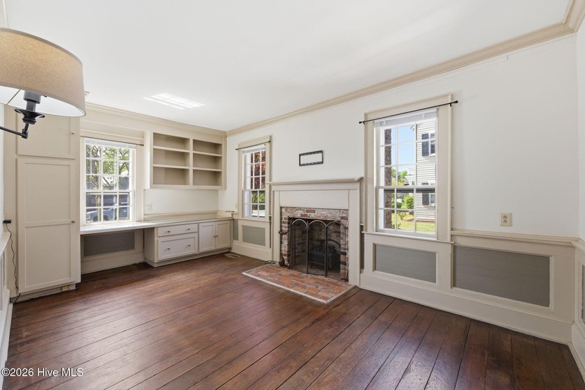 Timeless Elegance in Historic District Gracefully positioned - photo 23