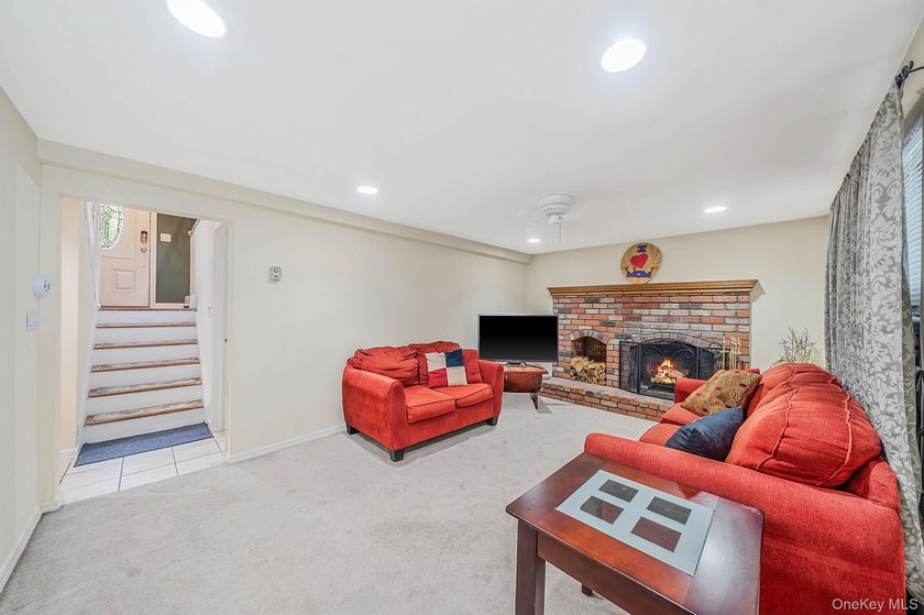 Welcome to this spacious 4-bedroom, 2-bath home in the heart of - photo 31