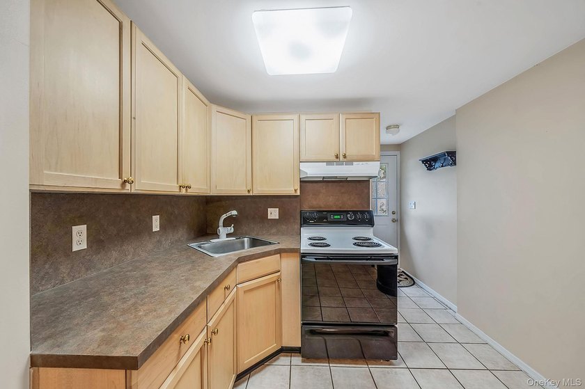 Welcome to this spacious 4-bedroom, 2-bath home in the heart of - photo 35