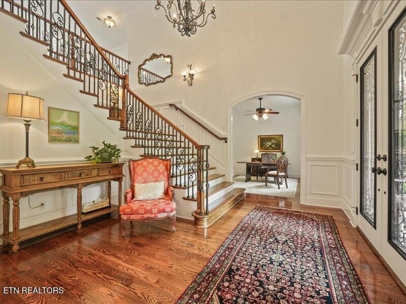 Situated on the main channel with year-round deep water, this - photo 6