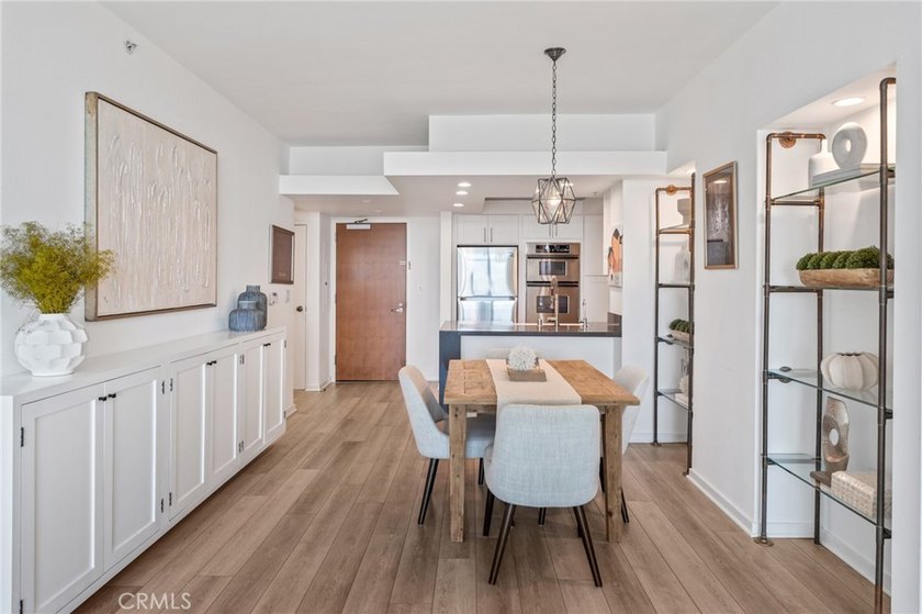 Beautifully updated 2-bedroom, 2.5-bath residence in the highly - photo 10