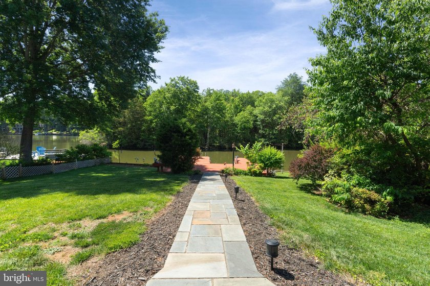 Welcome to 124 Harrison Circle, Locust Grove, VA 22508! - photo 40