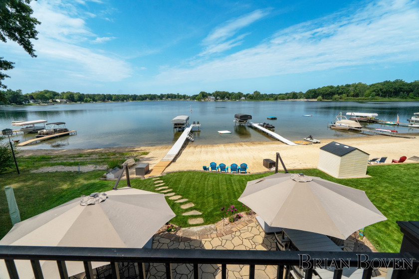 Waterfront Lake Living - photo 30