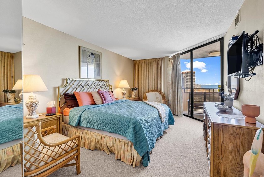 We don't have to tell you to pack your bags twice after seeing - photo 25