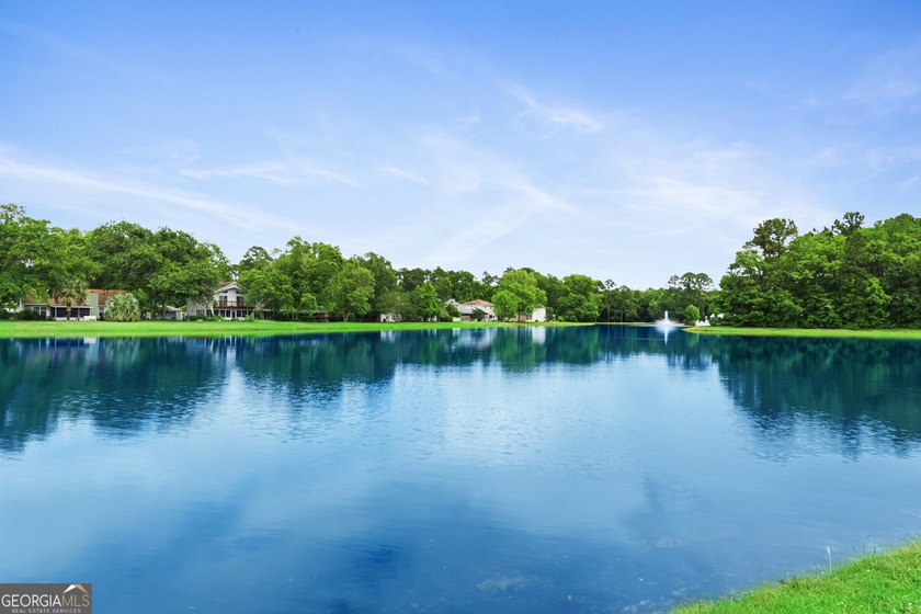 ****SELLERS ARE OFFERING 9,300 TOWARDS CLOSING COST WITH AN - photo 33