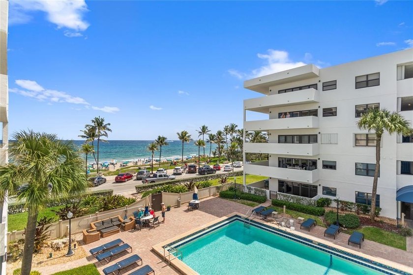 Two bedroom 2.5 bath with Ocean Views &amp; North Exposure..Updated - photo 24