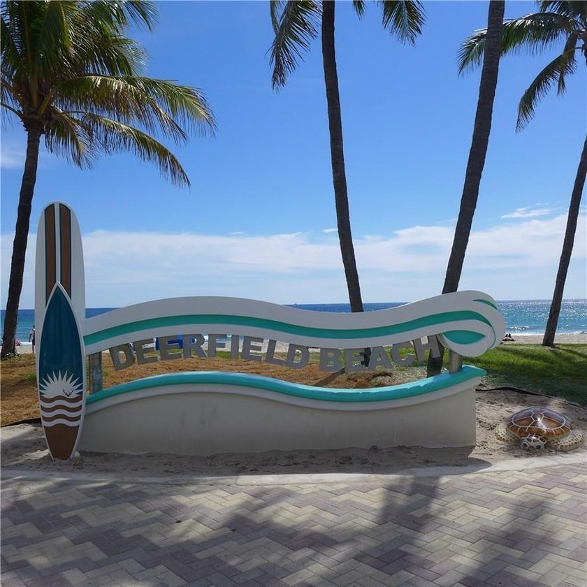 Two bedroom 2.5 bath with Ocean Views &amp; North Exposure..Updated - photo 28