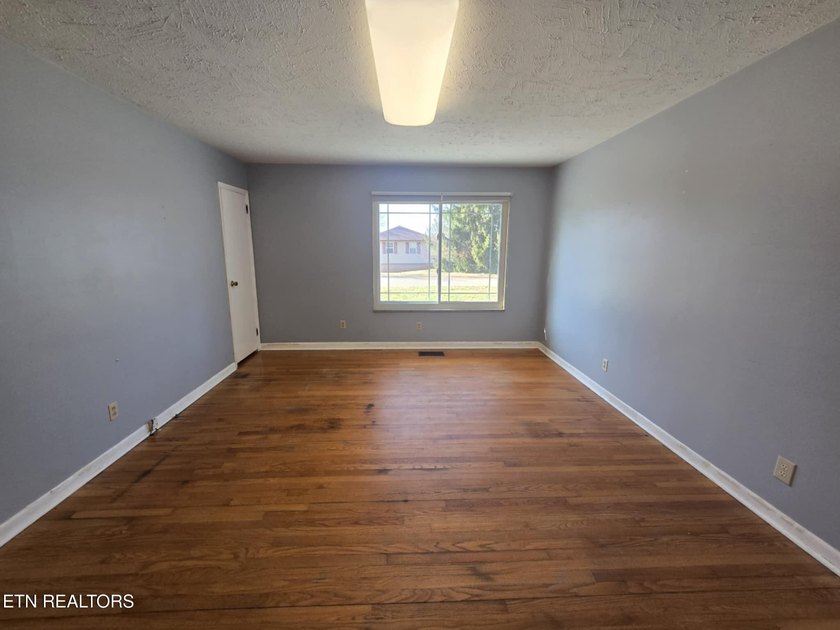 Explore this stunning 2338 sq. ft. limited handicap accessible - photo 22