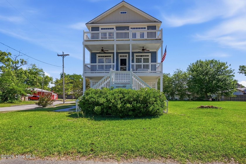 Discover this exceptional custom-built cottage-style retreat - photo 43