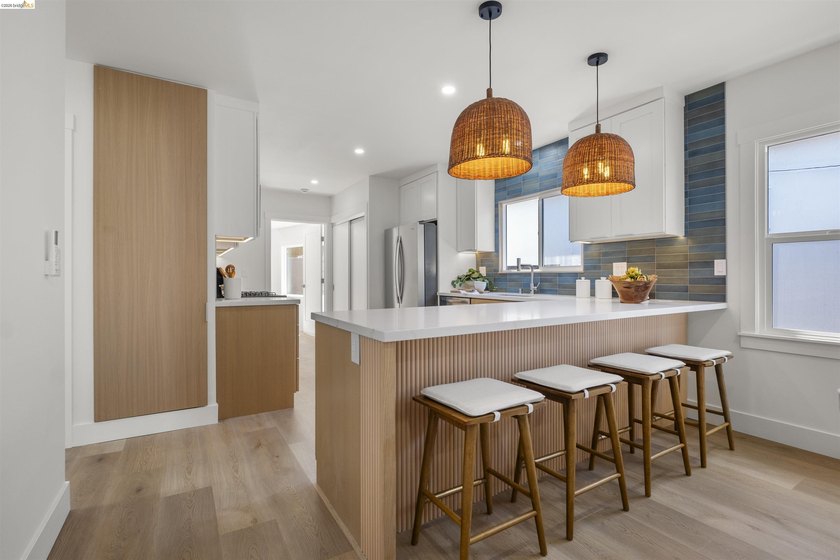 Contemporary style meets exceptional craftsmanship in this - photo 8