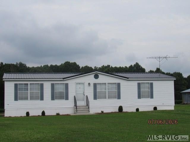 WELL MAINTAINED HOME. HAS A WHEELCHAIR RAMP.HOME IS - photo 3