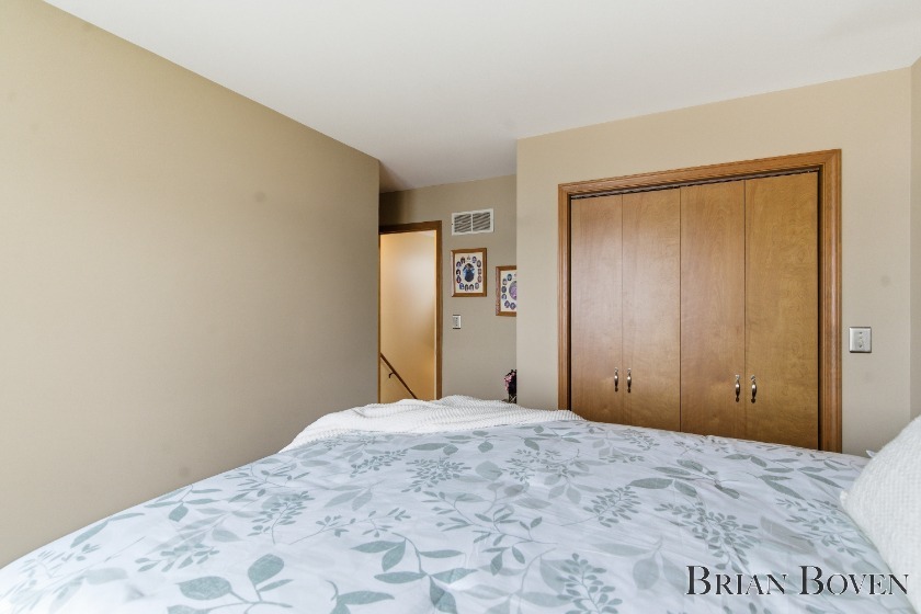 Waterfront Lake Living - photo 19