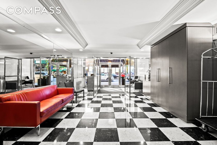 Spacious, bright and pet-friendly 2 bedroom is now available in - photo 20