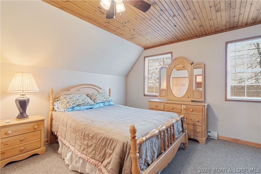 Discover this move in ready, A-Frame retreat @ Lake of the - photo 24