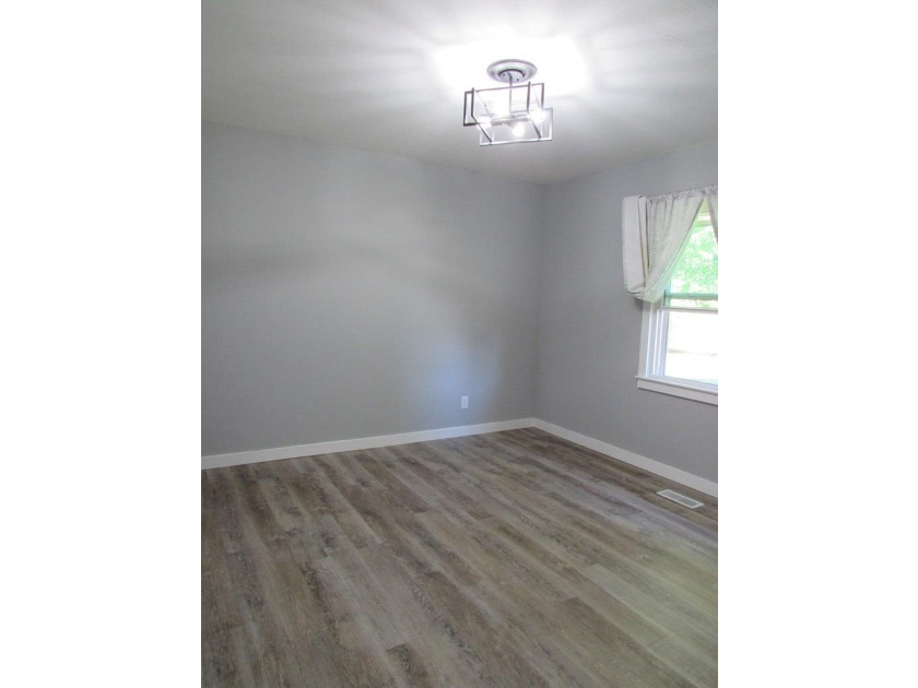 This stunning all-brick ranch has been beautifully remodeled - photo 26