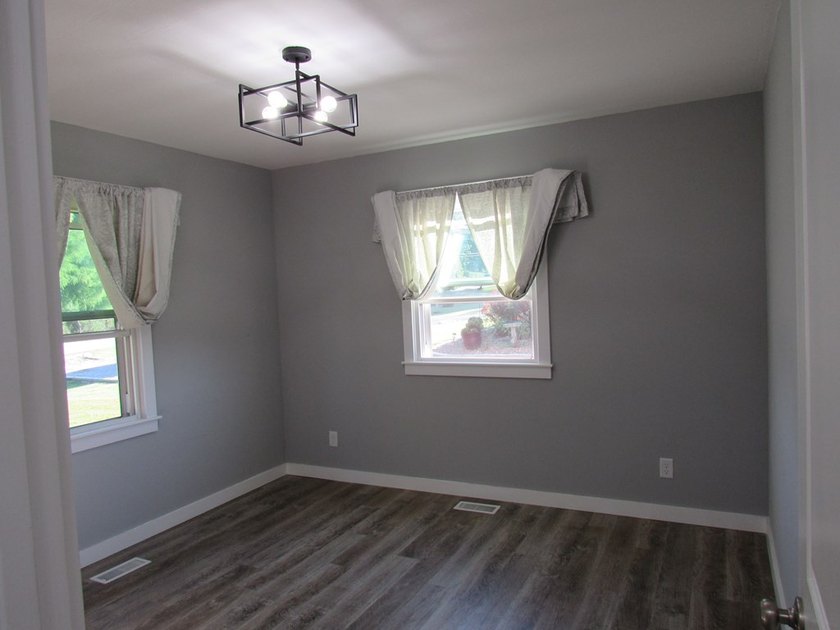This stunning all-brick ranch has been beautifully remodeled - photo 31