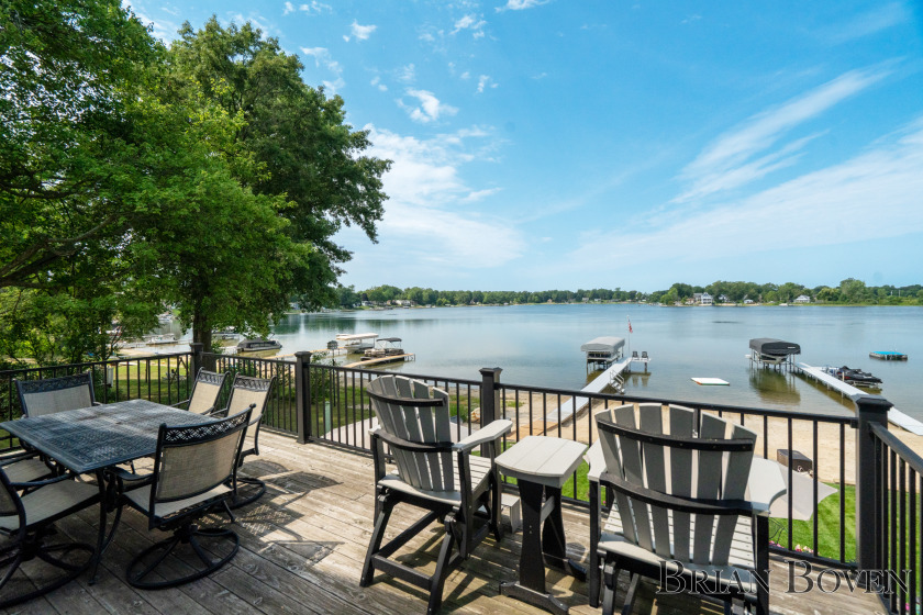 Waterfront Lake Living - photo 4