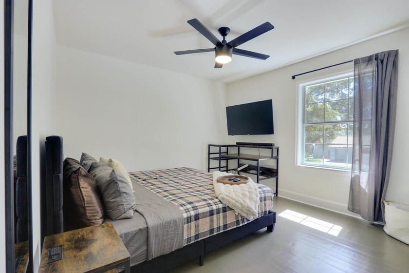 Experience the perfect blend of luxury and lifestyle in this - photo 50