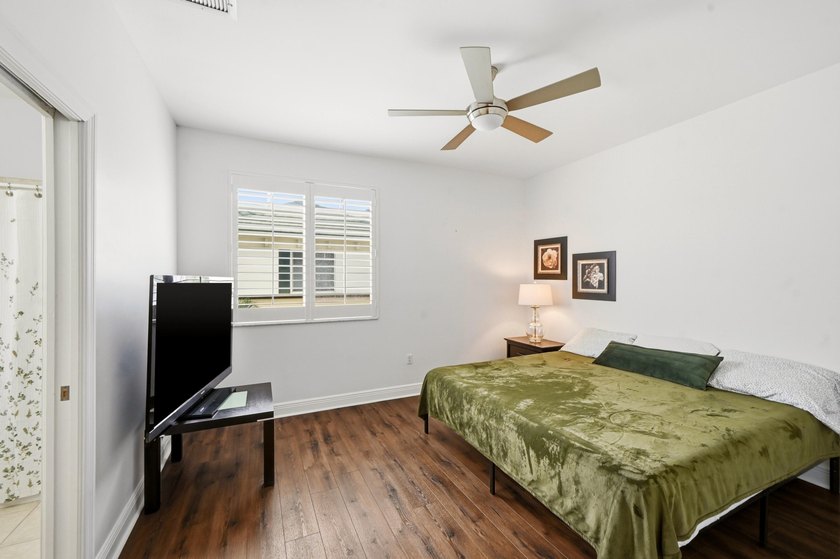Nestled in the vibrant heart of Lake Worth Beach, this spacious - photo 23