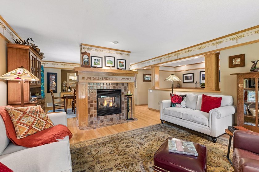 SEE 3D VIRTUAL TOUR &amp; FLOOR PLAN. PRAIRIE SCHOOL HOME BUILT BY - photo 14
