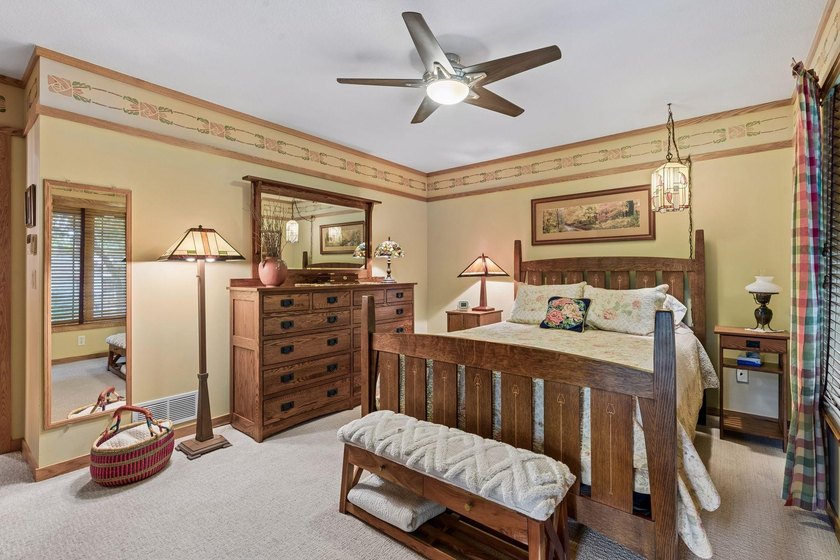 SEE 3D VIRTUAL TOUR &amp; FLOOR PLAN. PRAIRIE SCHOOL HOME BUILT BY - photo 22