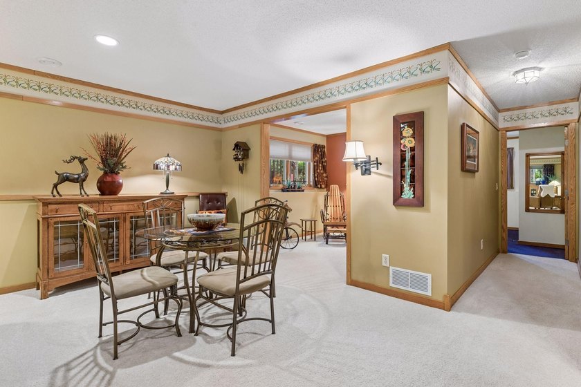 SEE 3D VIRTUAL TOUR &amp; FLOOR PLAN. PRAIRIE SCHOOL HOME BUILT BY - photo 34